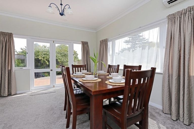 Photo of property in 1 Douglas Mclean Avenue, Marewa, Napier, 4110
