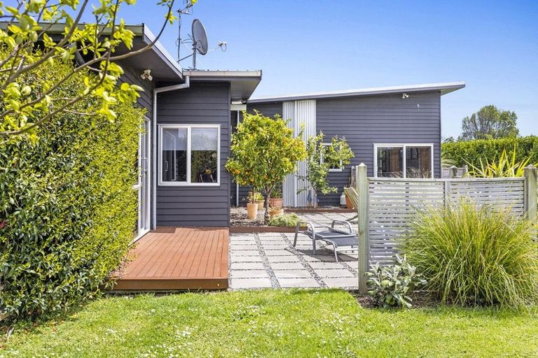 Photo of property in 10 Arthur Street, Hawera, 4674