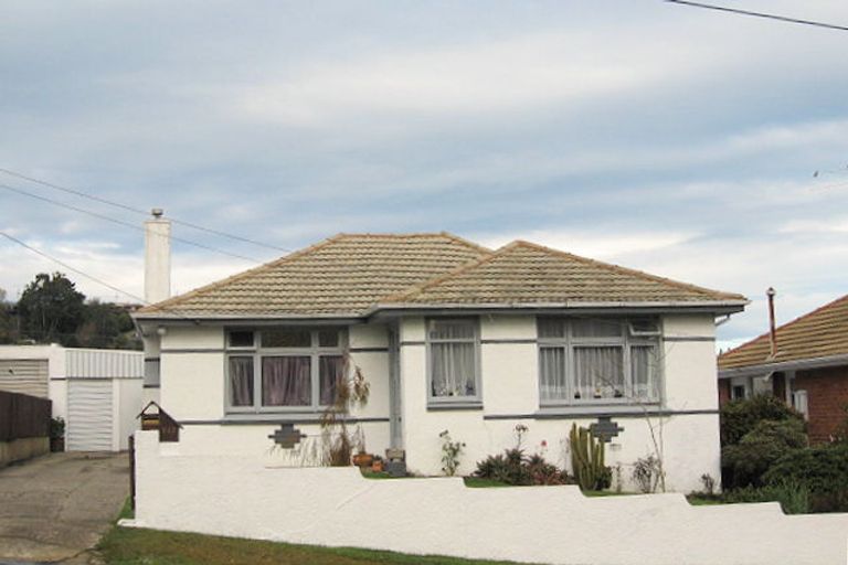Photo of property in 325 Kenmure Road, Kenmure, Dunedin, 9011