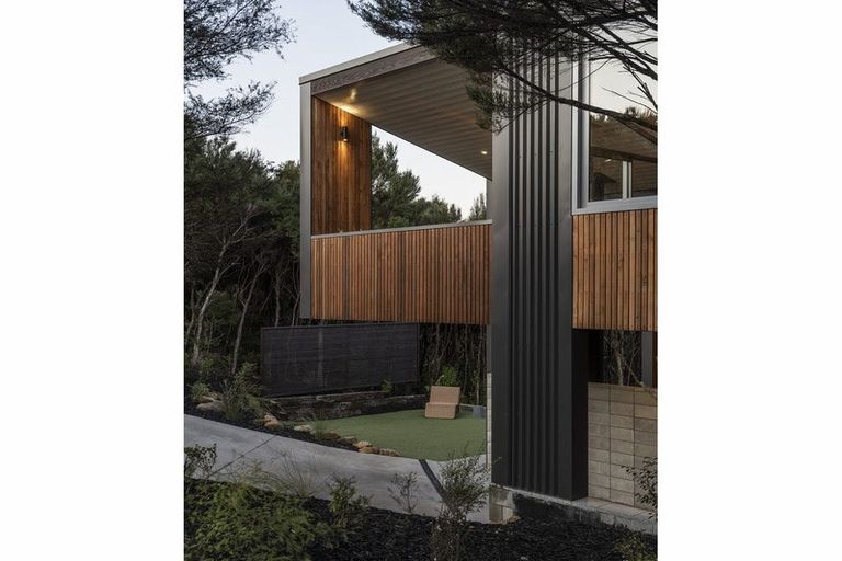 Photo of property in 3 Bush Point Road, Kerikeri, 0294