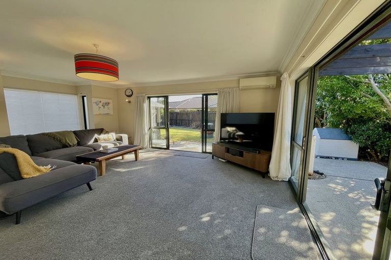 Photo of property in 18 Sarah Place, Papamoa Beach, Papamoa, 3118