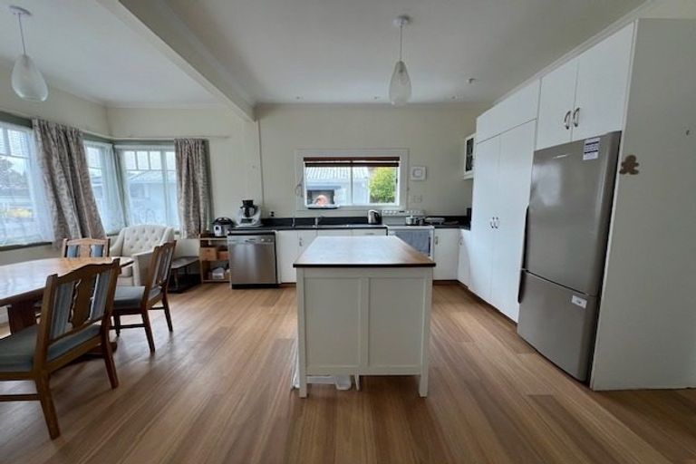 Photo of property in 4 Brougham Street, Nelson South, Nelson, 7010