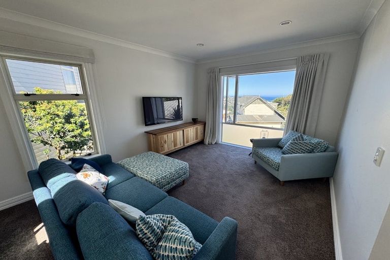 Photo of property in 37a Mana Street, Vogeltown, Wellington, 6021
