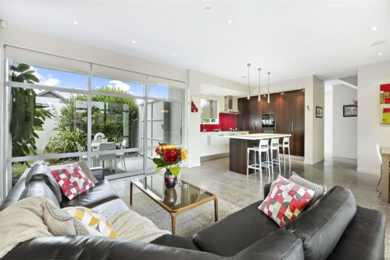 Photo of property in 81 Aston Drive, Waimairi Beach, Christchurch, 8083