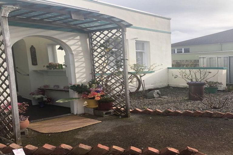 Photo of property in 68 Main Road, Titahi Bay, Porirua, 5022