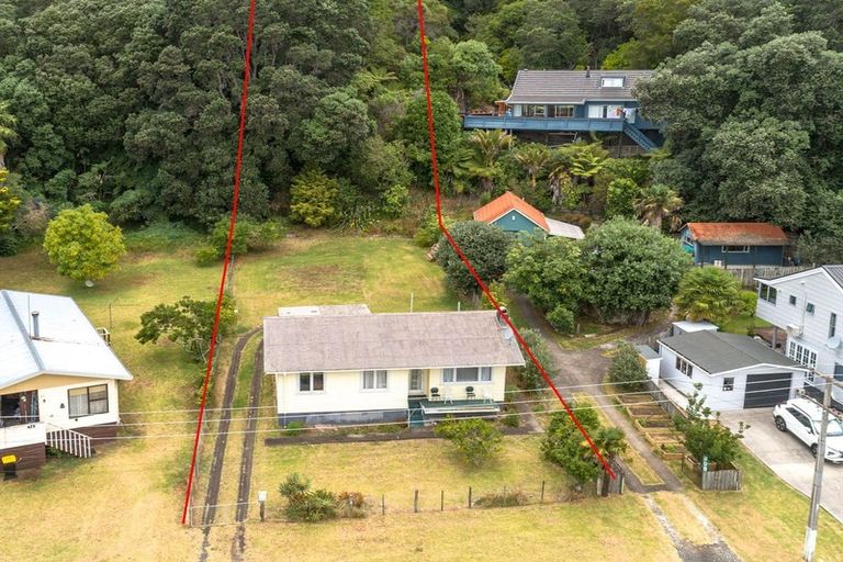 Photo of property in 410 Thames Coast Sh25 Road, Te Puru, Thames, 3575