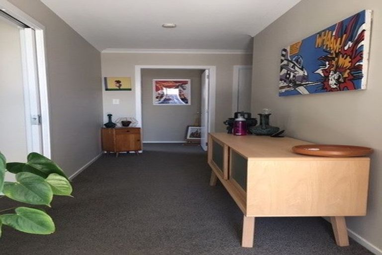 Photo of property in 19a Crescent Road, Otumoetai, Tauranga, 3110