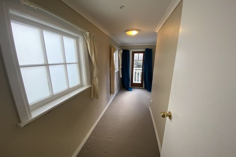 Photo of property in 138 Russell Terrace, Berhampore, Wellington, 6023