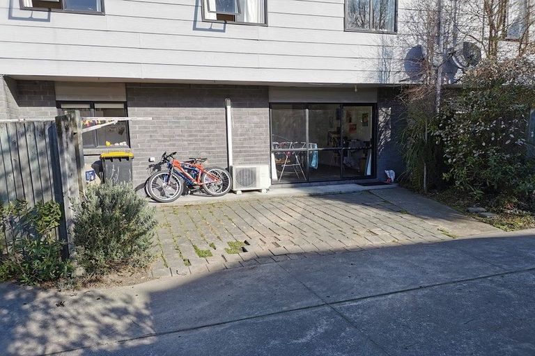 Photo of property in 1/111 Clarence Street, Riccarton, Christchurch, 8011