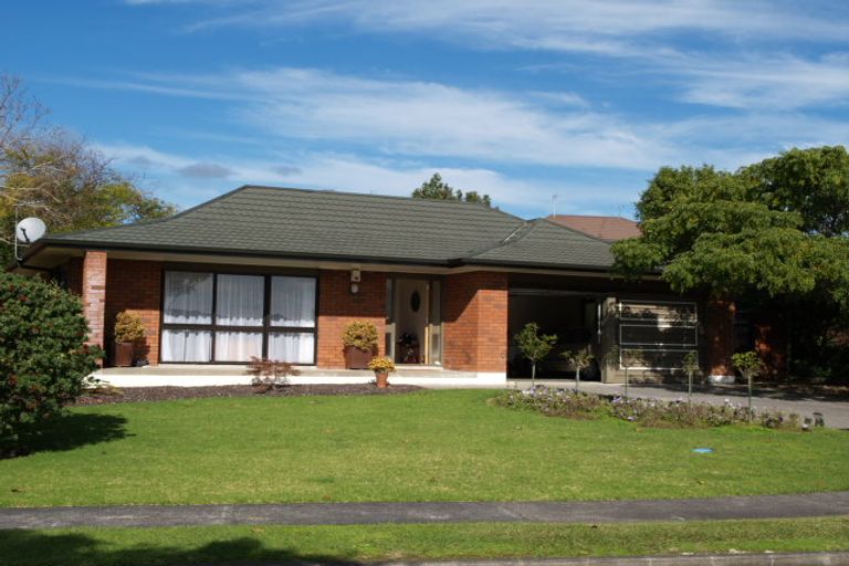 Photo of property in 10 Carriage Close, Northpark, Auckland, 2013