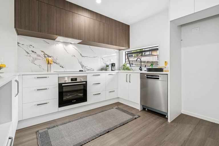 Photo of property in 1/14 Freyberg Place, Howick, Auckland, 2014