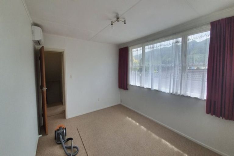 Photo of property in 3a Percy Cameron Street, Avalon, Lower Hutt, 5011