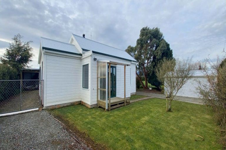 Photo of property in 2154 Ohai Clifden Highway, Eastern Bush, Otautau, 9682