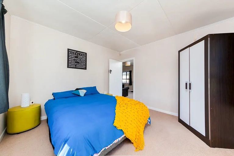 Photo of property in 19a Don Buck Road, Massey, Auckland, 0614