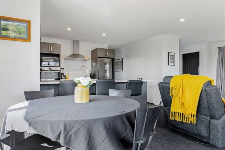 Photo of property in 62 Petries Road, Woodend, 7610