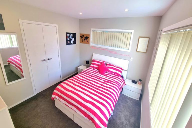 Photo of property in 2 Danden Way, Pukekohe, 2120