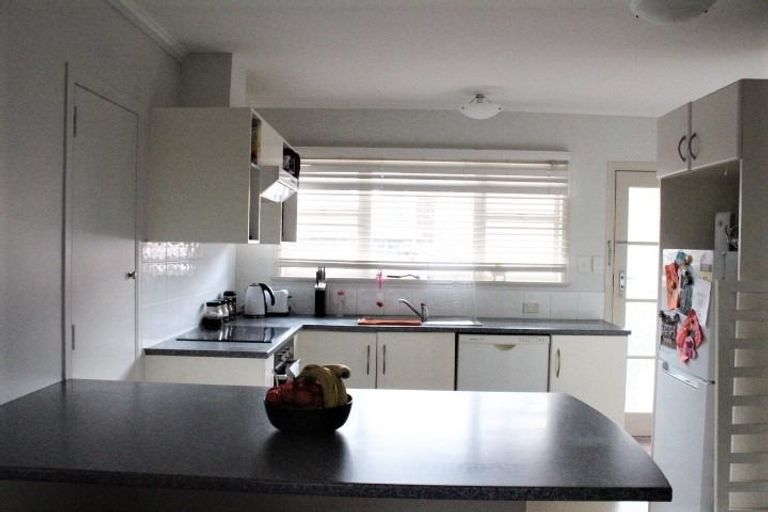 Photo of property in 2/1 Osprey Street, Pakuranga, Auckland, 2010