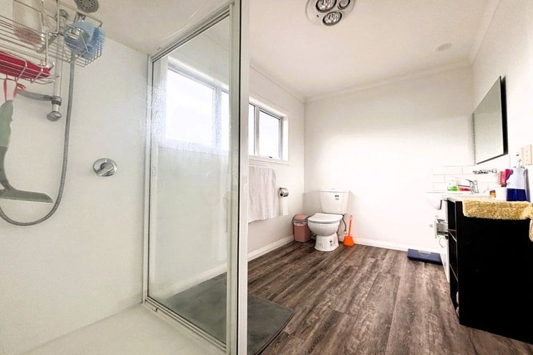 Photo of property in 15 Deepdale Street, Burnside, Christchurch, 8053