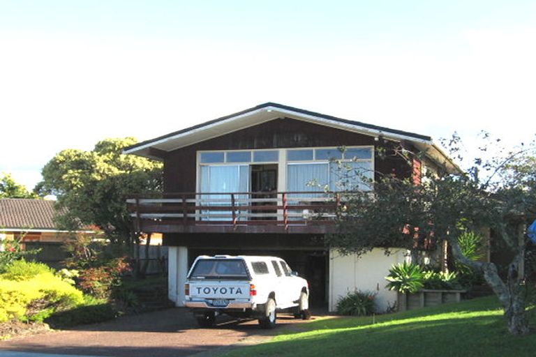 Photo of property in 9 Pedersen Place, Bucklands Beach, Auckland, 2012