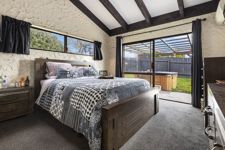 Photo of property in 19 Neri Crescent, Pomare, Rotorua, 3015