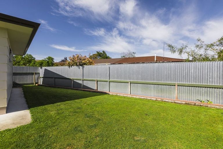 Photo of property in 3/42 Townshend Crescent, Greenmeadows, Napier, 4112