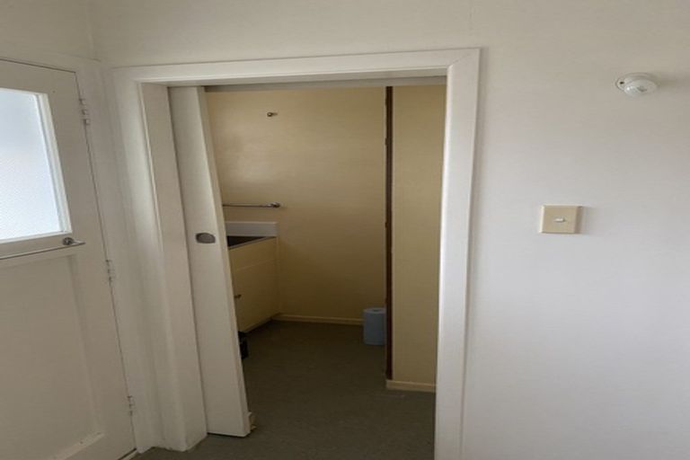 Photo of property in 4/93 Ruahine Street, Roslyn, Palmerston North, 4414