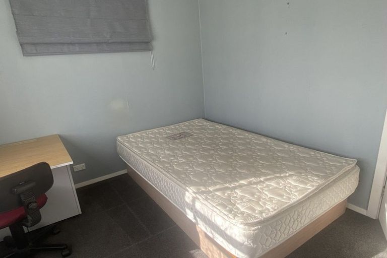 Photo of property in 14 Karaka Street, Merrilands, New Plymouth, 4312