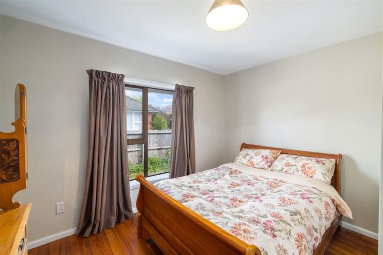 Photo of property in 28 Hudson Street, Bryndwr, Christchurch, 8053