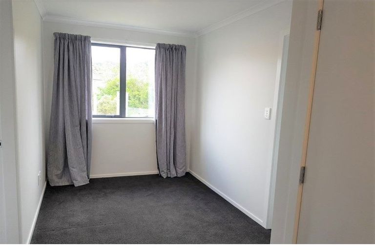 Photo of property in 1e Breakwater Way, Whitby, Porirua, 5024