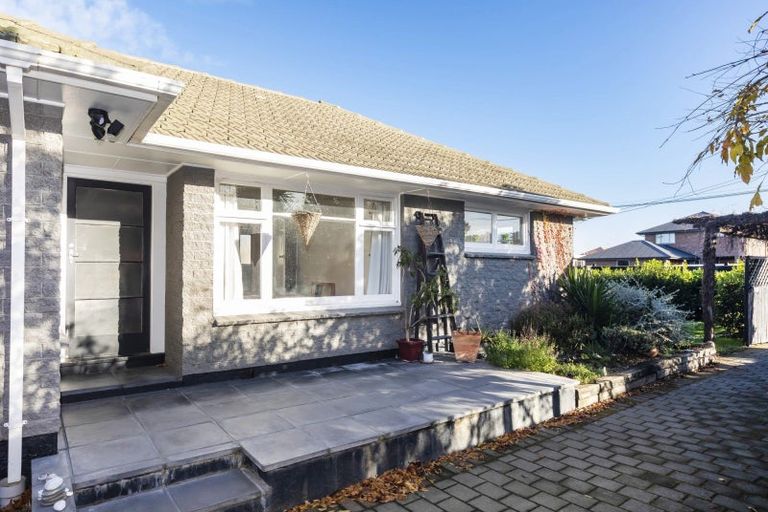 Photo of property in 404 Bower Avenue, Parklands, Christchurch, 8083
