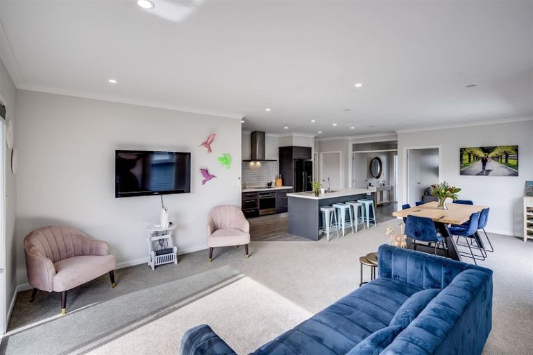 Photo of property in 28 Hurunui Drive, Te Awa, Napier, 4110