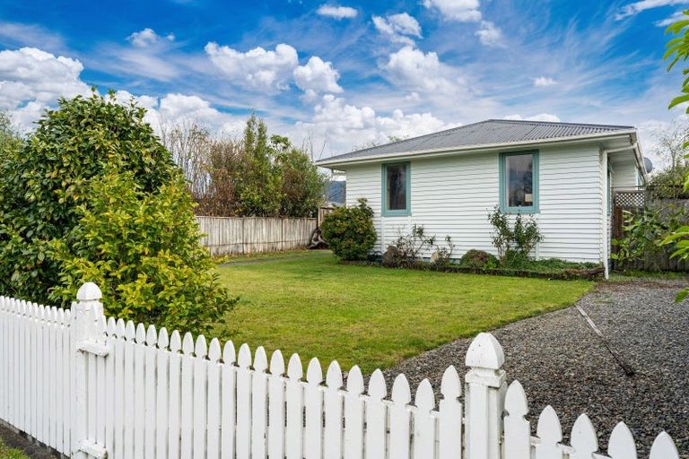 Photo of property in 80 Rangipoia Place, Turangi, 3334