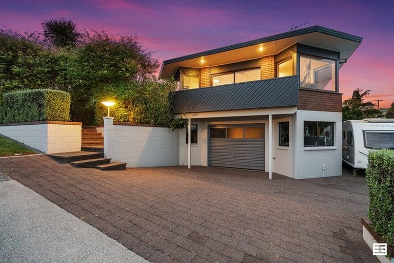 Photo of property in 1 Ruamoana Place, Omokoroa, 3114