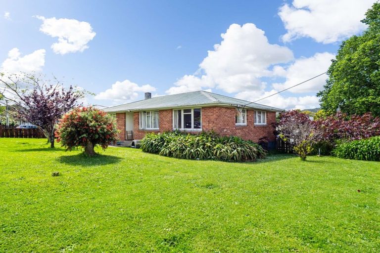 Photo of property in 2 Jane Nelson Place, Otangarei, Whangarei, 0112