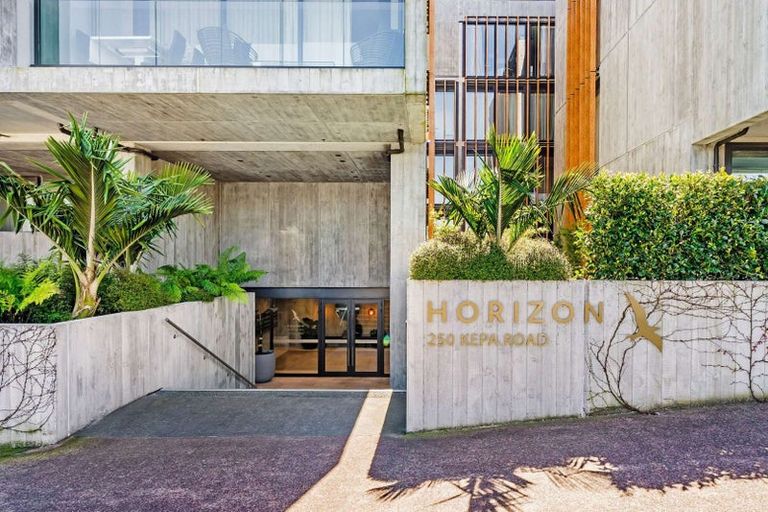 Photo of property in 203/250 Kepa Road, Mission Bay, Auckland, 1071