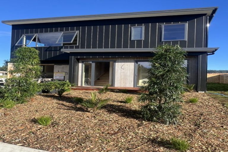 Photo of property in 4 North Ridge Drive, Oamaru North, Oamaru, 9400