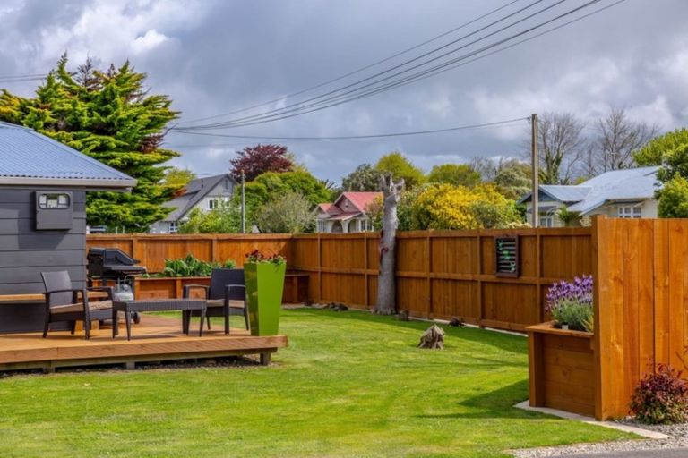 Photo of property in 1 Sedcole Street, Pahiatua, 4910