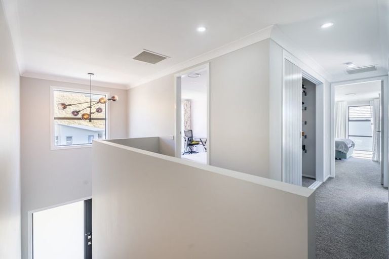 Photo of property in 14 Atherton Terrace, Churton Park, Wellington, 6037