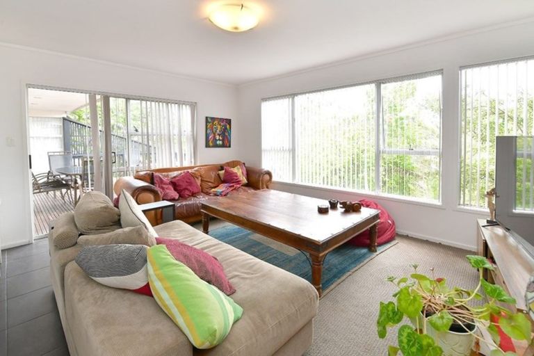 Photo of property in 103 Sunrise Avenue, Murrays Bay, Auckland, 0630