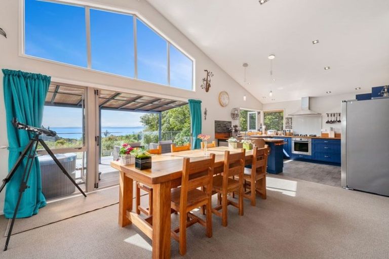 Photo of property in 62 Te Waaka Terrace, Kuratau, Turangi, 3381