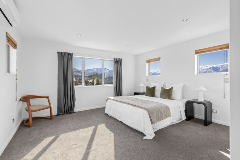 Photo of property in 18 Lochnagar Drive, Lake Hayes, Queenstown, 9304