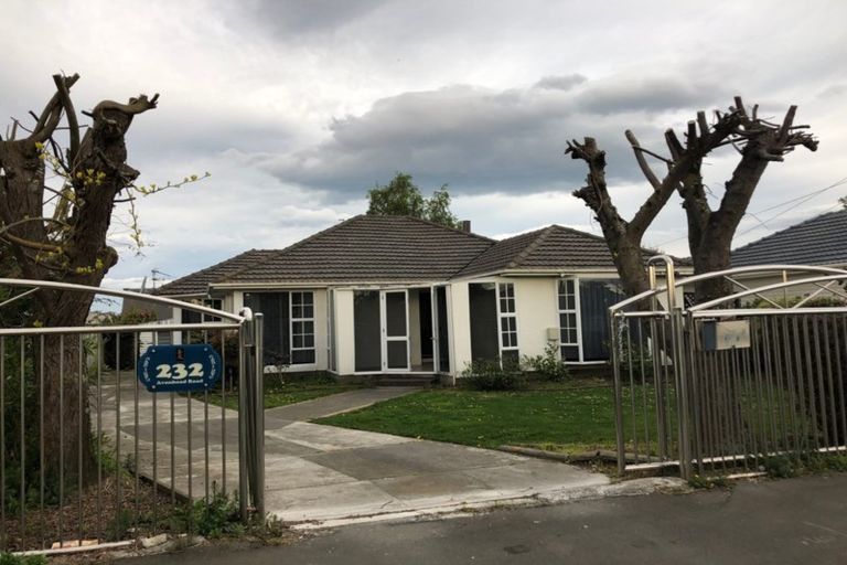 Photo of property in 232 Avonhead Road, Avonhead, Christchurch, 8042