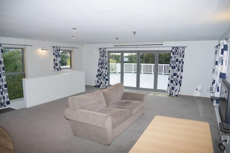 Photo of property in 11 Hicks Crescent, Waikanae Beach, Waikanae, 5036