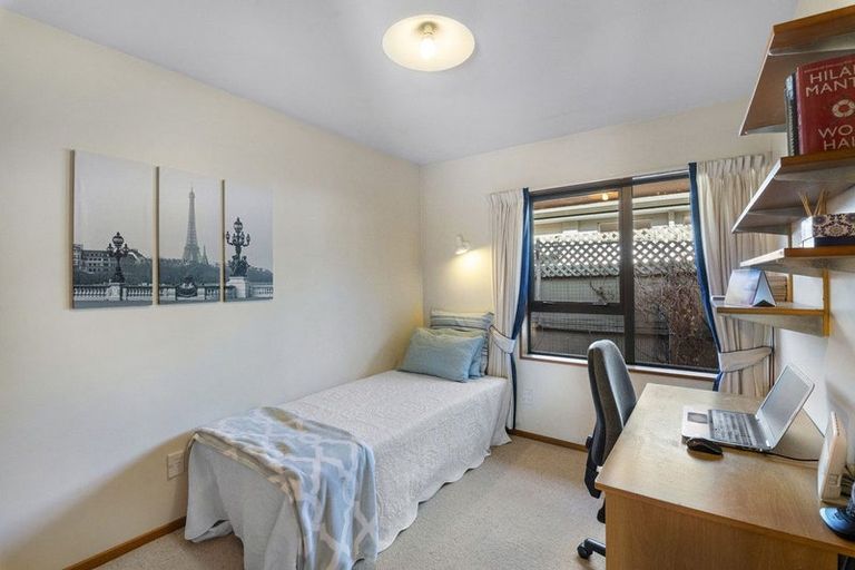 Photo of property in 12 Tuscany Place, Beckenham, Christchurch, 8023