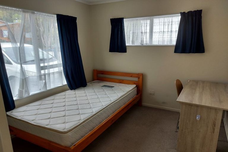 Photo of property in 50 Hazlewood Avenue, Karori, Wellington, 6012