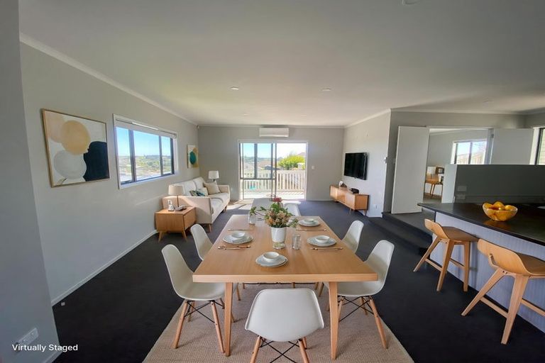 Photo of property in 10 Tokerau Crescent, Pukekohe, 2120