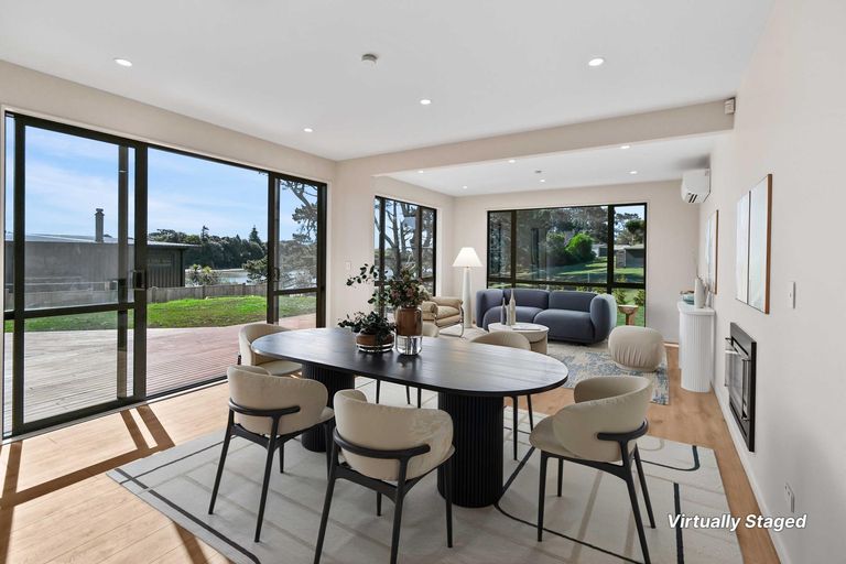 Photo of property in 30 Harbour Crest Drive, Waiuku, 2123