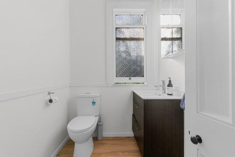 Photo of property in 48 Hurndall Street East, Maungaturoto, 0520