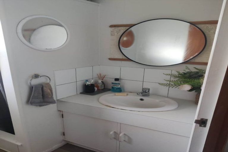 Photo of property in 20 Sunnypark Avenue, Rosehill, Papakura, 2113