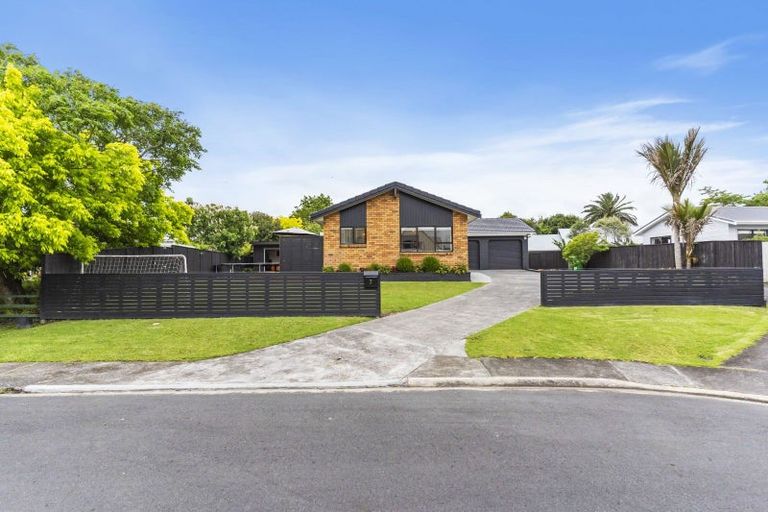 Photo of property in 7 Rheingold Place, Huapai, Kumeu, 0810